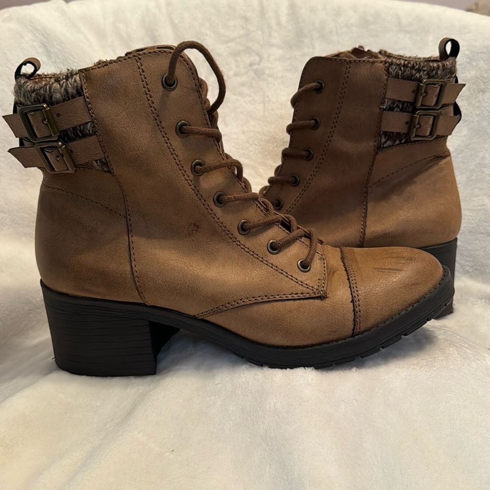 Size 7.5 II GREAT CONDITION